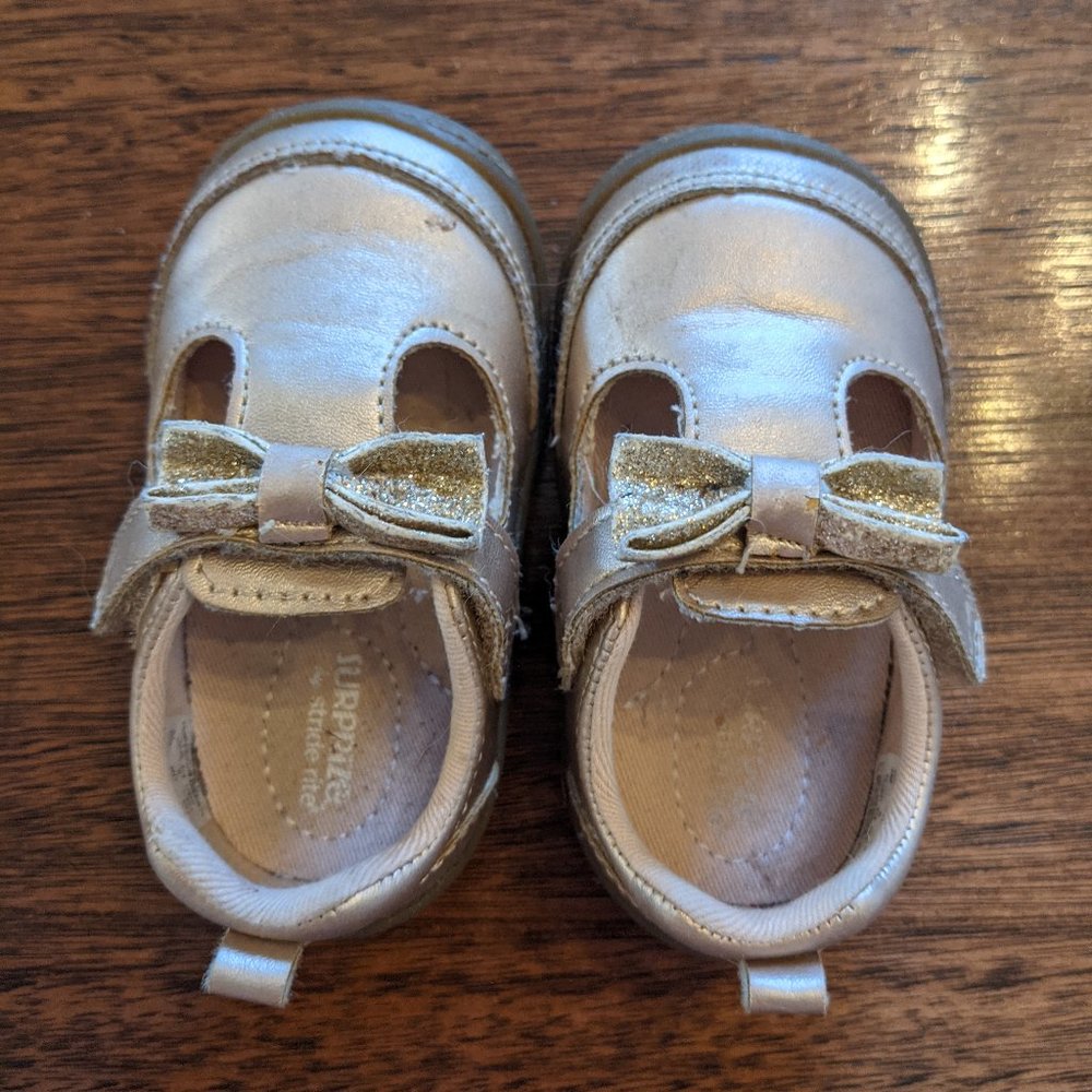 Surprize Stride Rite Mary Janes - Size 4